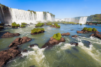 How to get to Iguazú Falls – from both sides