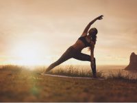 5 reasons outdoor yoga benefits the body and mind