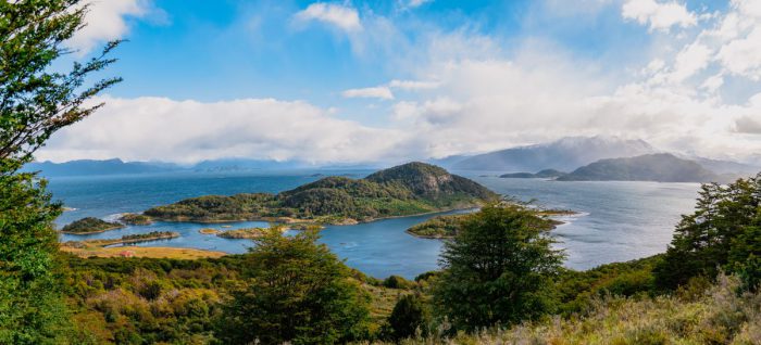 Australis cruise routes: how to choose between sailing from Chile or Argentina